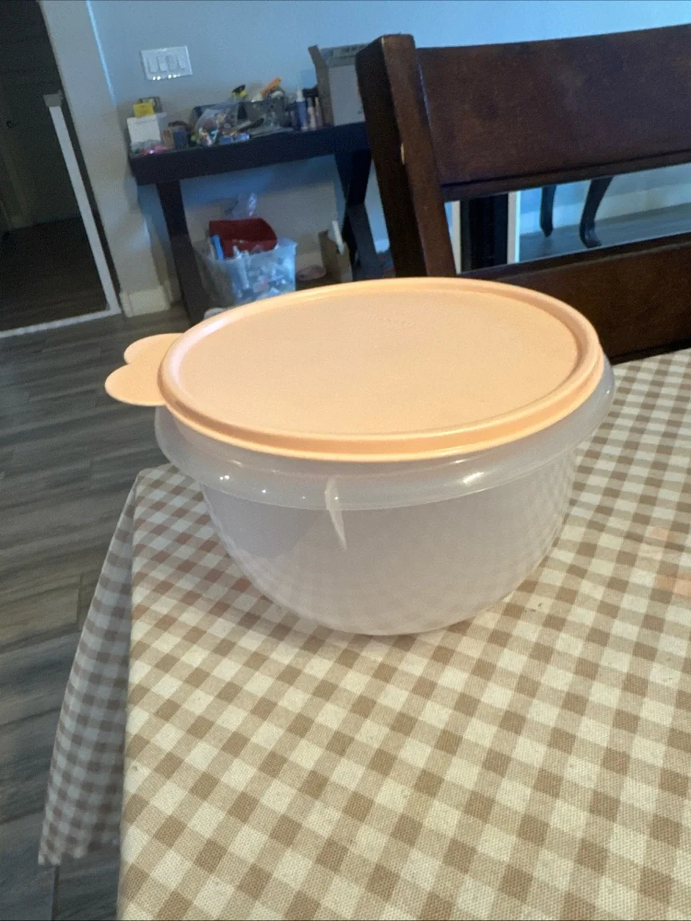 Peach-Lid Plastic Food Storage Bowl - Airtight Container